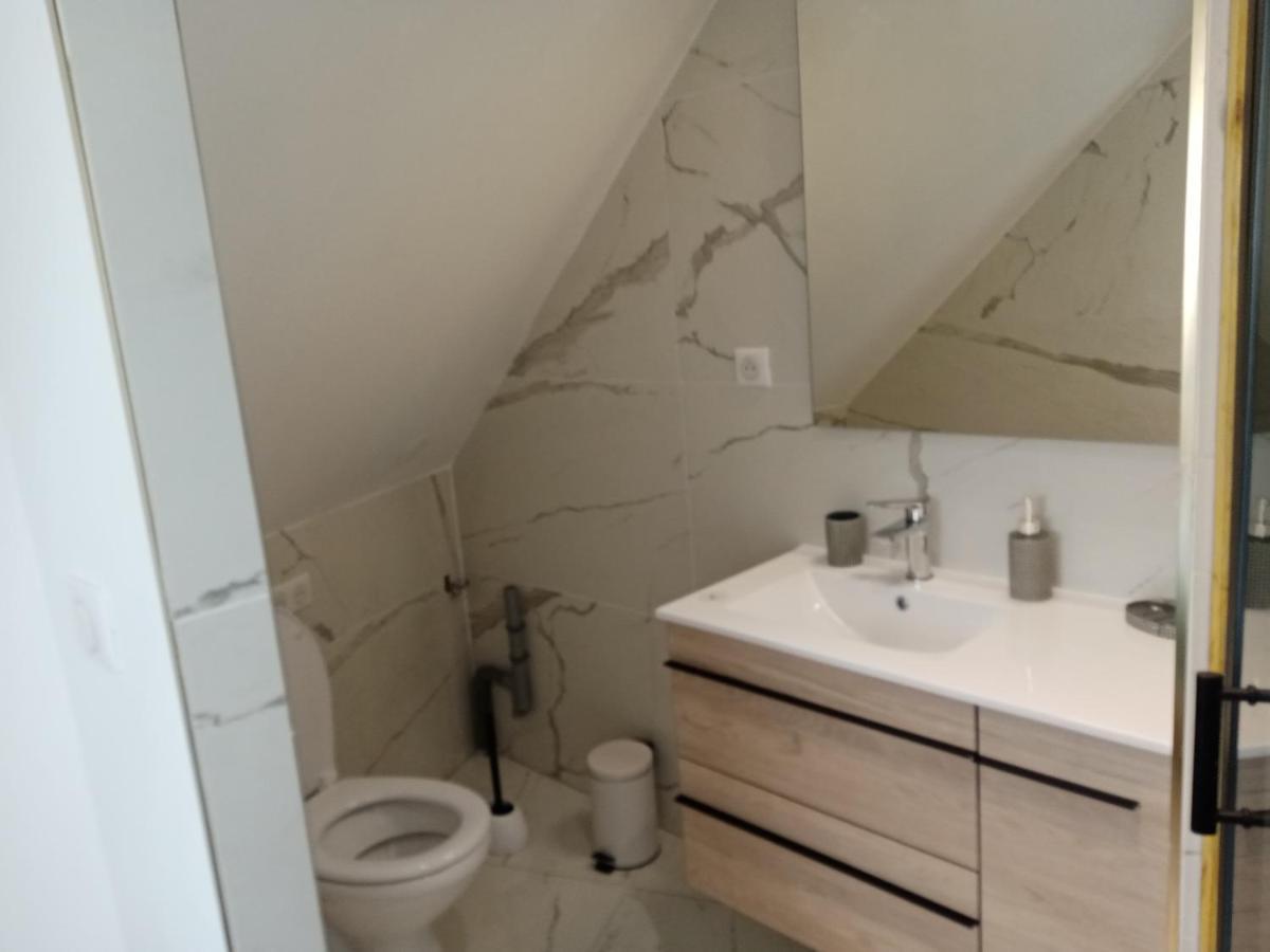 קולמר Jolie Maison, Balneo Lumino Therapie Et Terrasse מראה חיצוני תמונה