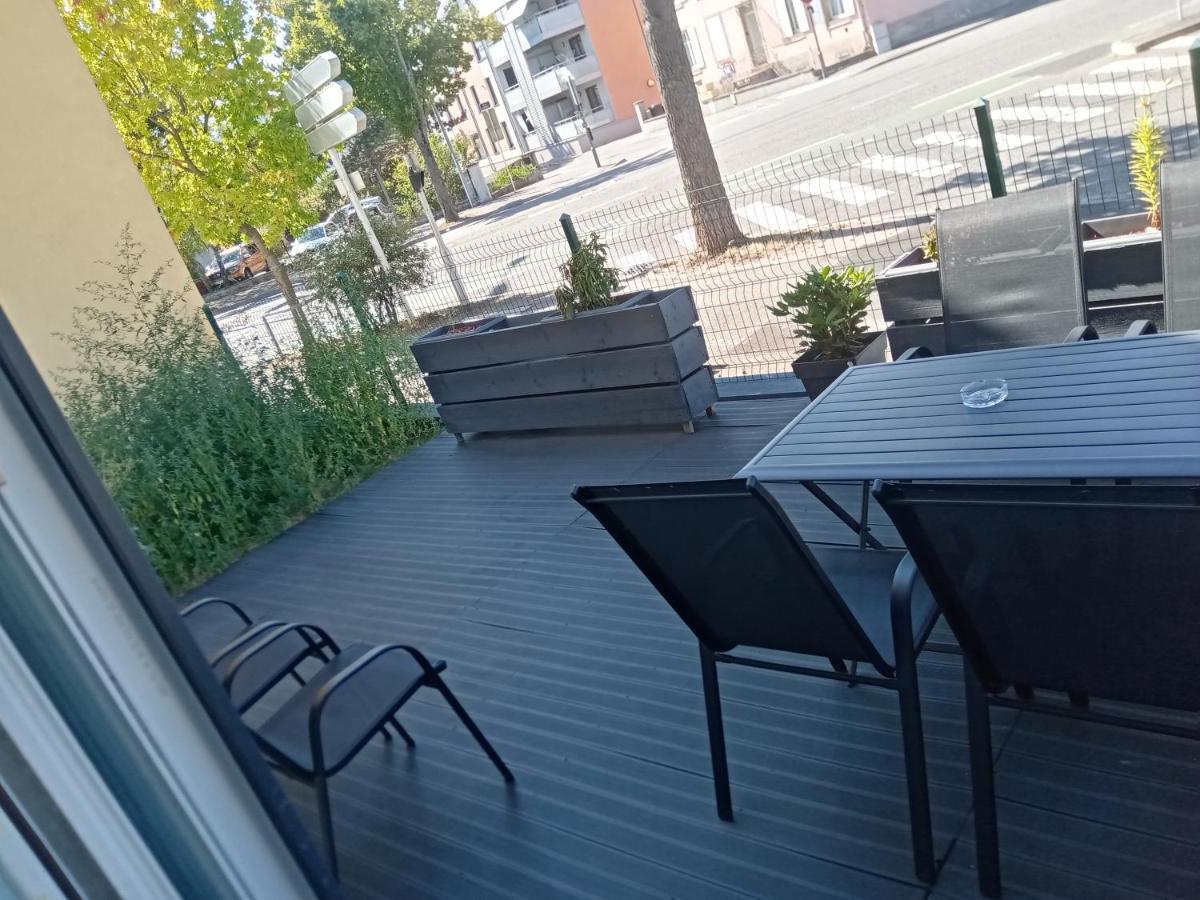 קולמר Jolie Maison, Balneo Lumino Therapie Et Terrasse מראה חיצוני תמונה
