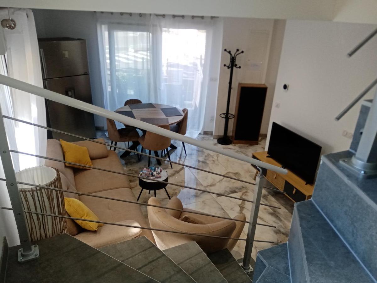 קולמר Jolie Maison, Balneo Lumino Therapie Et Terrasse מראה חיצוני תמונה